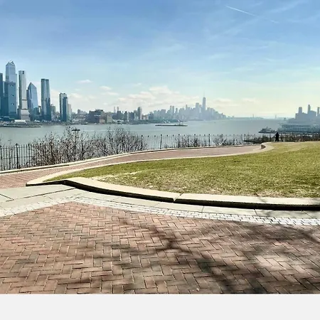 Hudson Haven12Mint From Nycity Quite West New York Exterior photo