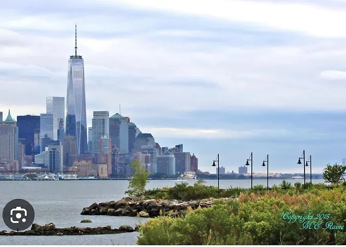 Hudson Haven12Mint From Nycity Quite