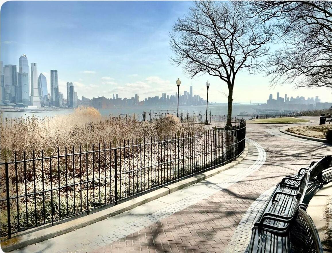 Hudson Haven12mint From Nycity Quite * West New York